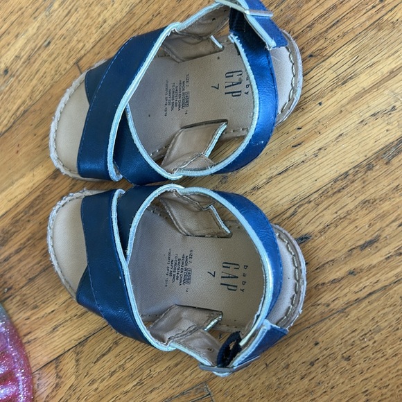 Toddler Girl Sandal Bundle Size 7/8 - Picture 5 of 9